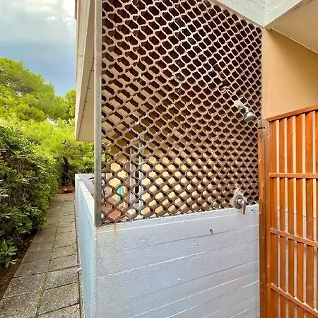 Beach House With Private Garden And Parking *